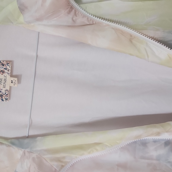 NWT Pink Republic Hooded Windbreaker, XS - Picture 9 of 10